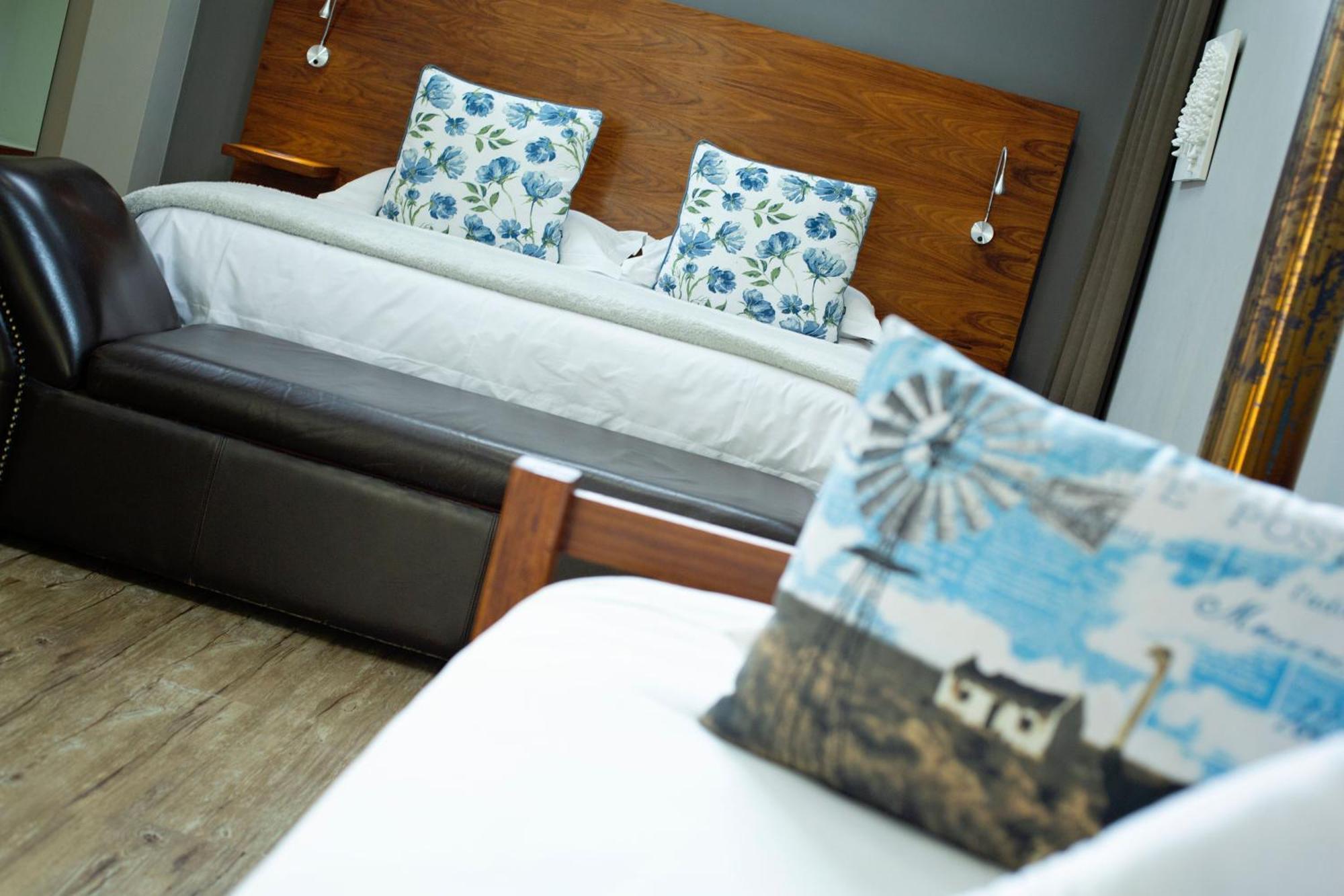 Crisp Guest Rooms Bloemfontein Luaran gambar