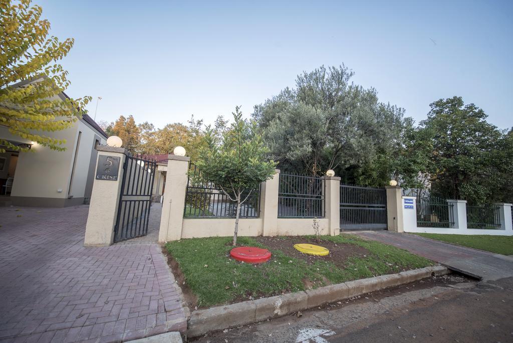 Crisp Guest Rooms Bloemfontein Luaran gambar
